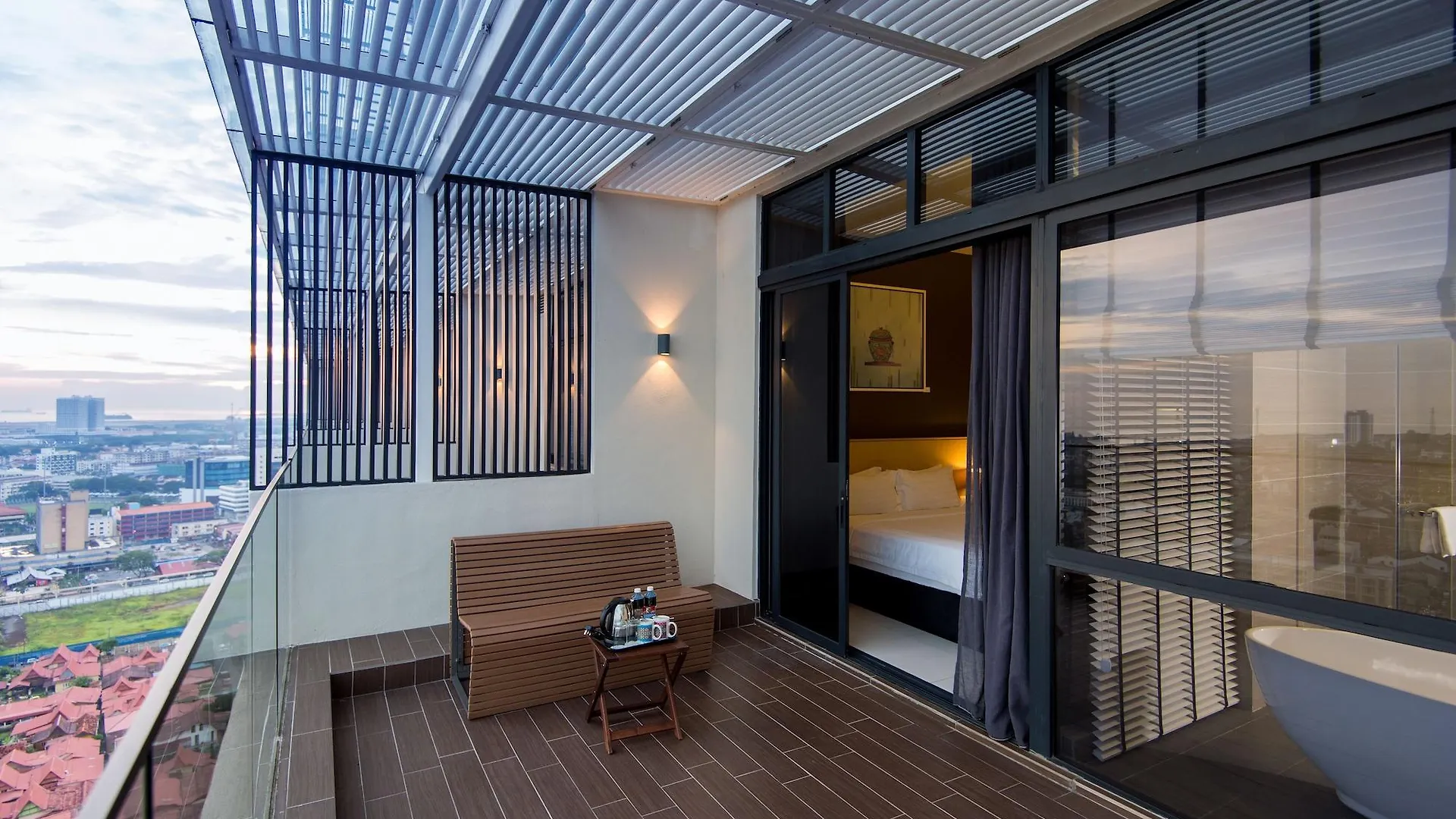 Hotel The Pines Melaka  Malacca