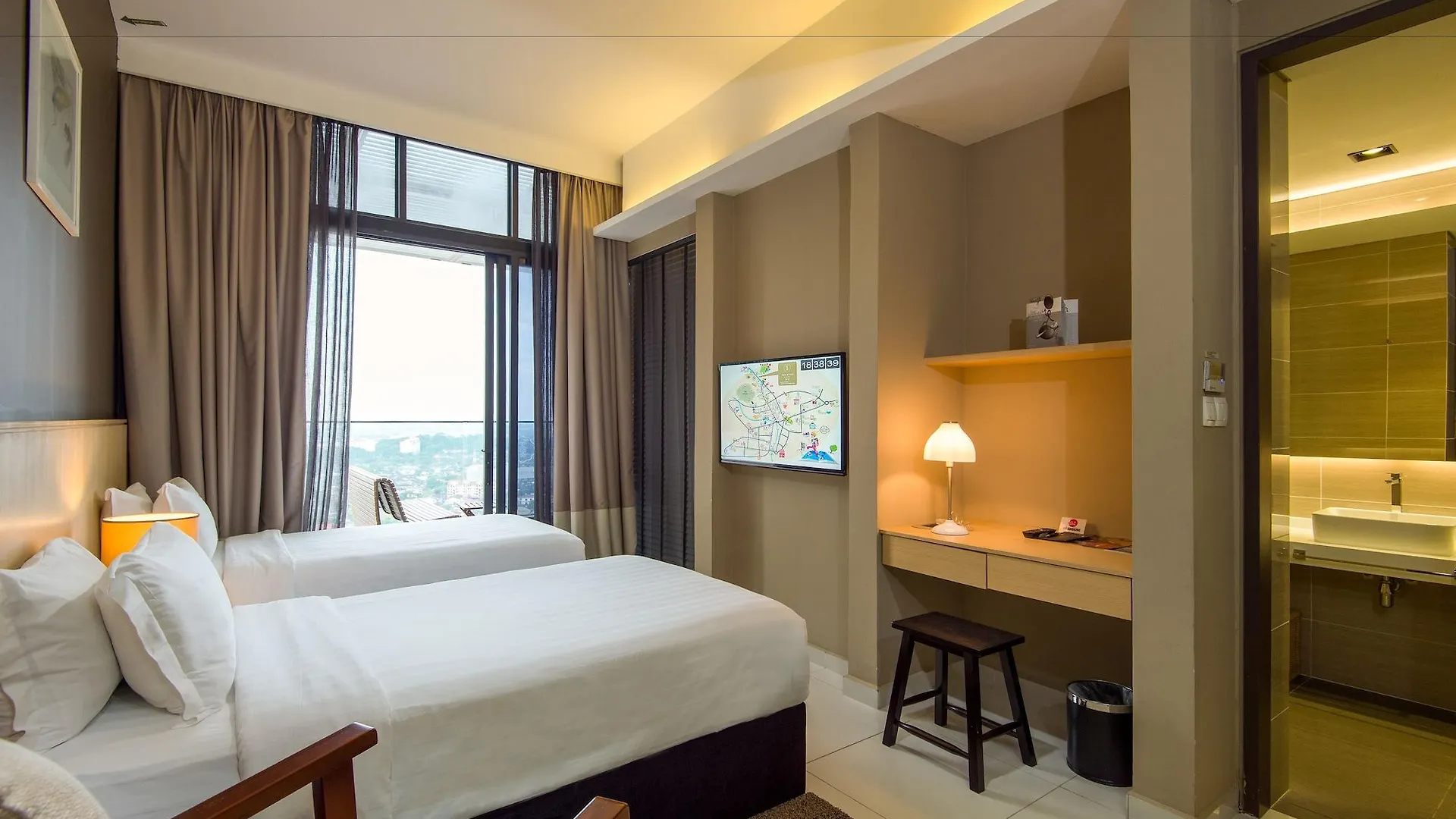 Hotel The Pines Melaka