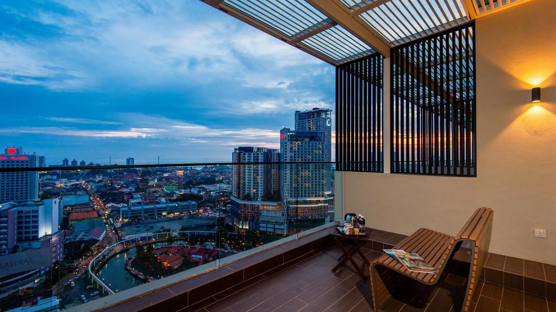 Hotel The Pines Melaka